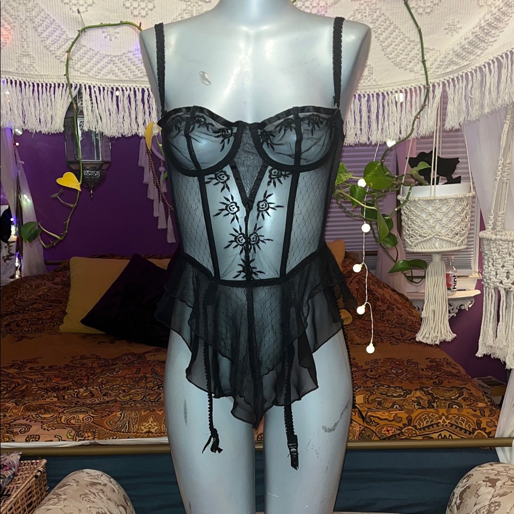 Vintage Goth Victorias Secret sheer mesh floral embroidered corset bustier